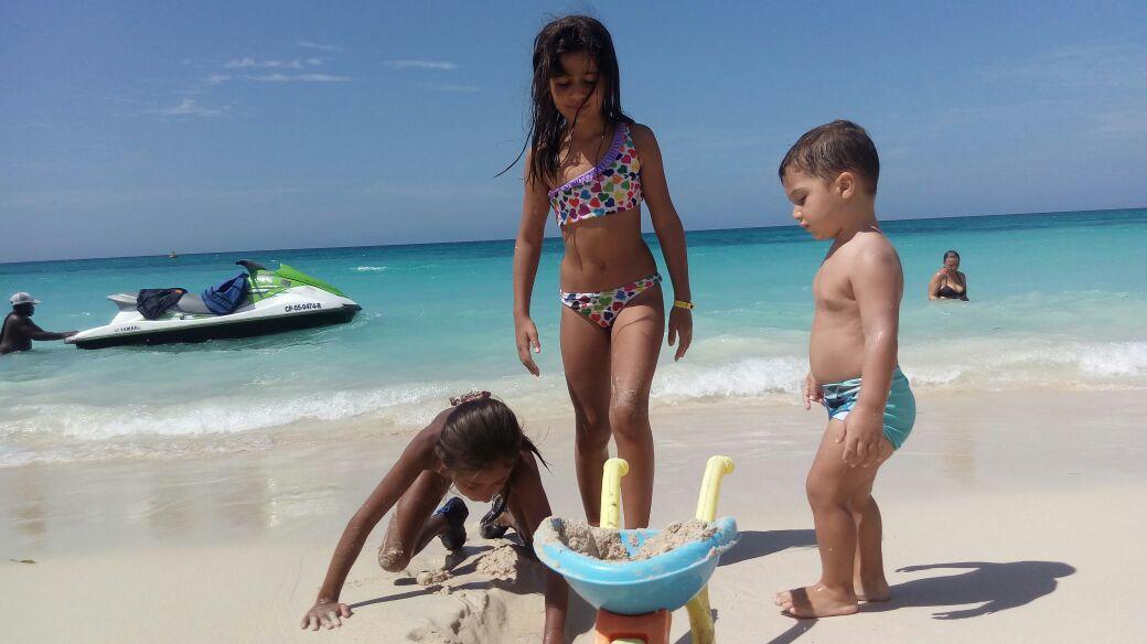 Familia Vista Al Mar - Baru Hotel Екстериор снимка